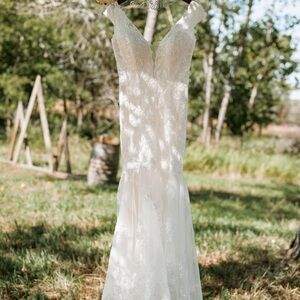 Allure bridals wedding dress